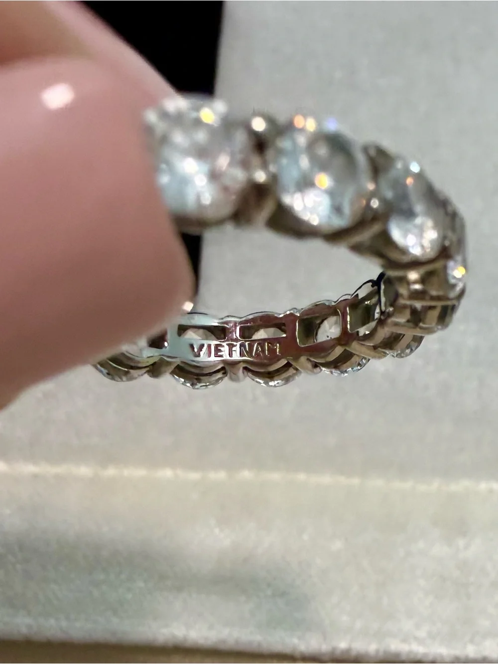 🌸JTV 41 - Bella Luce Diamond Simulants Eternity Band Ring💎🌸